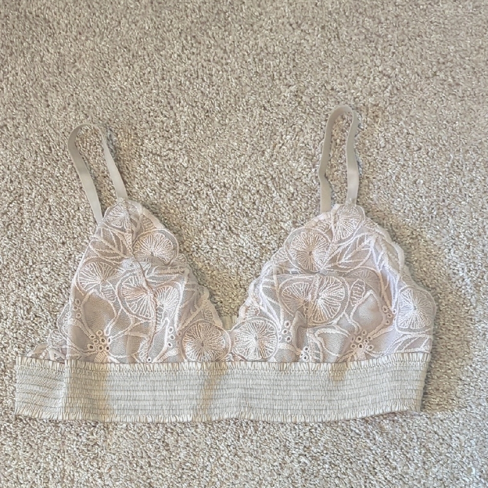 Aerie Cream Lace Bralette
